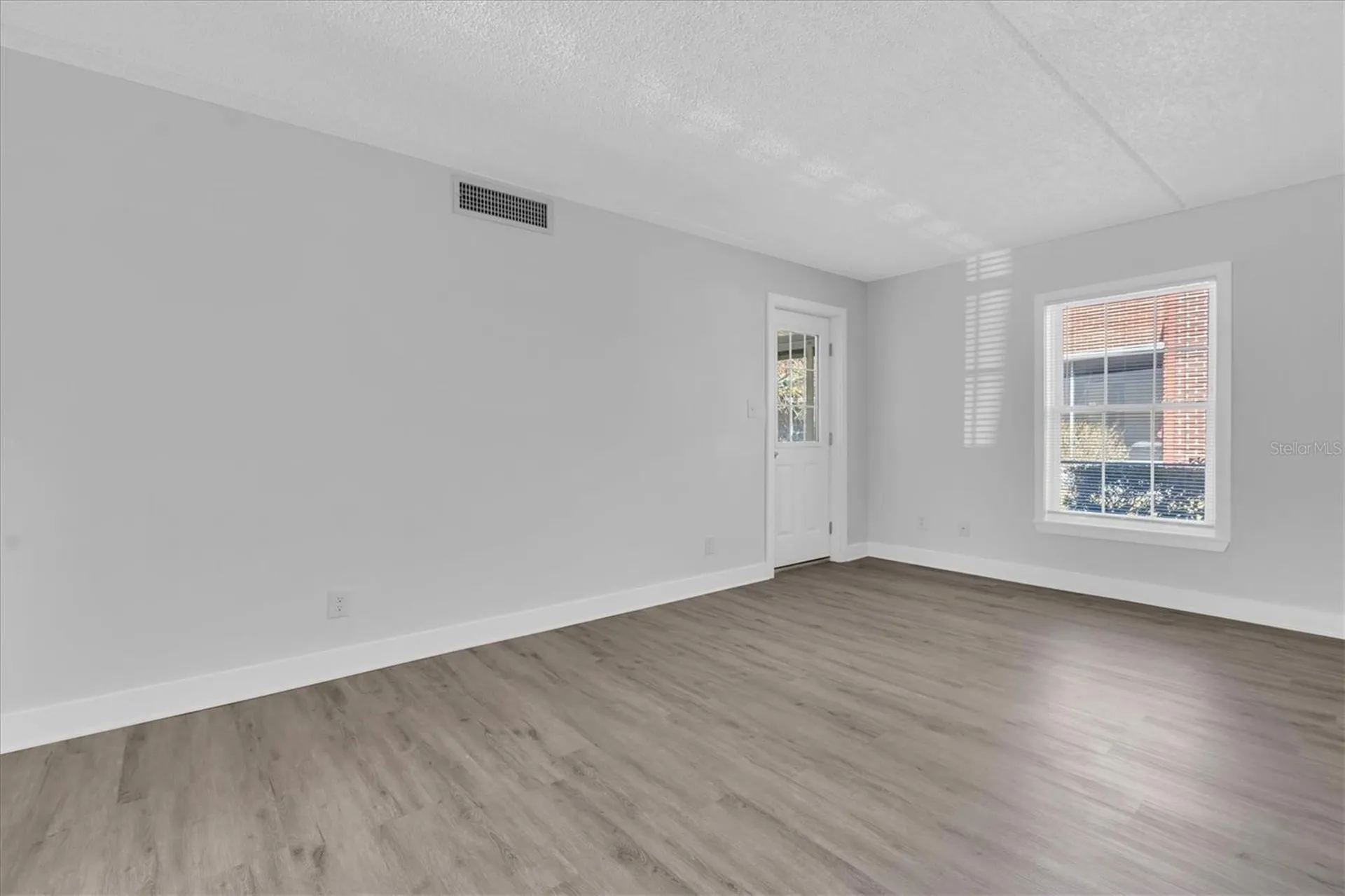 1275 85th Avenue N St Petersburg FL 33702