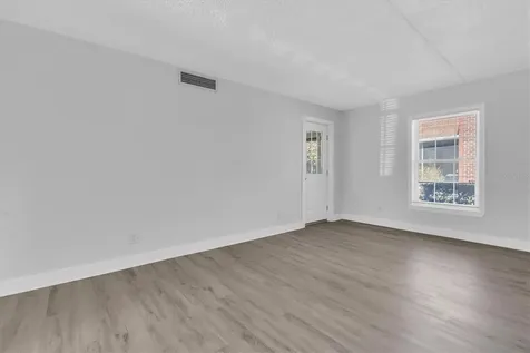1275 85th Avenue N St Petersburg FL 33702