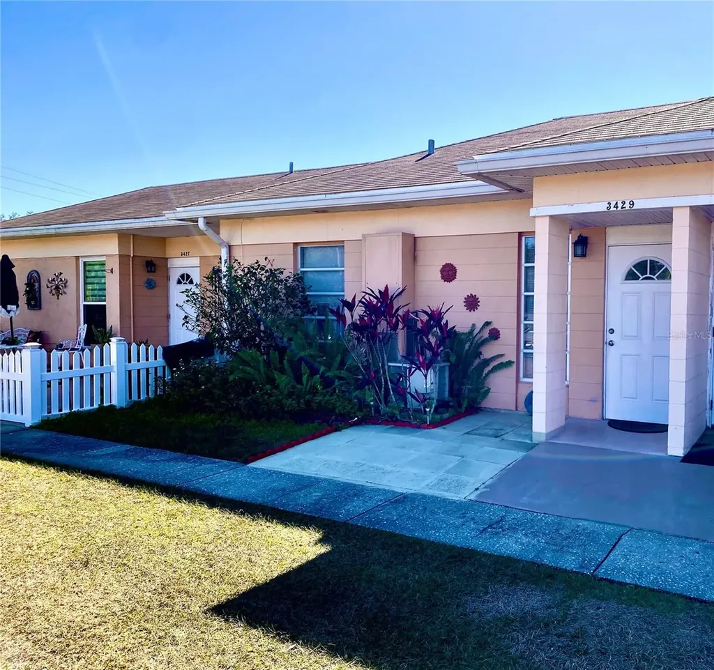 3429 Club Circle Lakeshore FL 33854