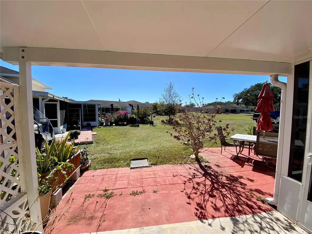 3429 Club Circle Lakeshore FL 33854