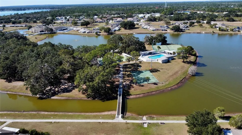 3429 Club Circle Lakeshore FL 33854