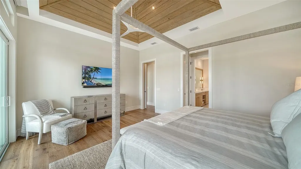 681 Old Compass Road Longboat Key FL 34228