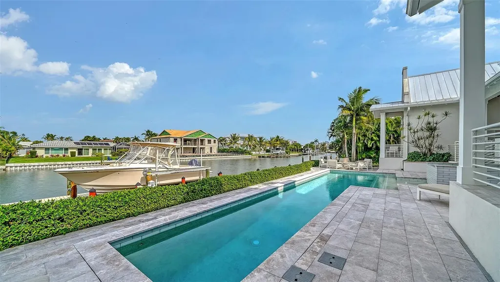 681 Old Compass Road Longboat Key FL 34228