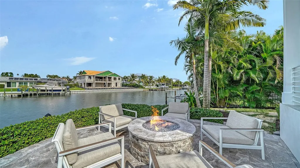 681 Old Compass Road Longboat Key FL 34228