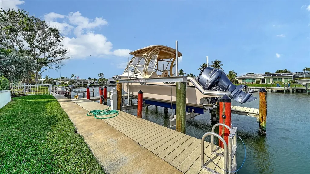 681 Old Compass Road Longboat Key FL 34228