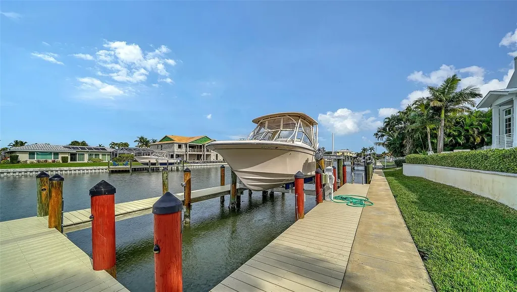 681 Old Compass Road Longboat Key FL 34228