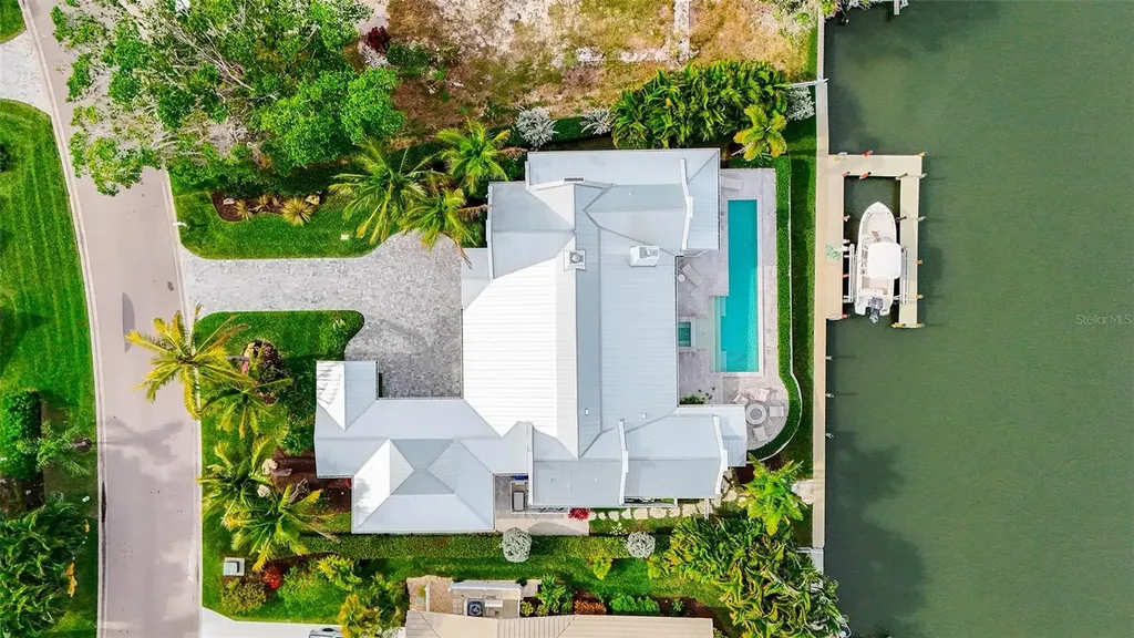 681 Old Compass Road Longboat Key FL 34228
