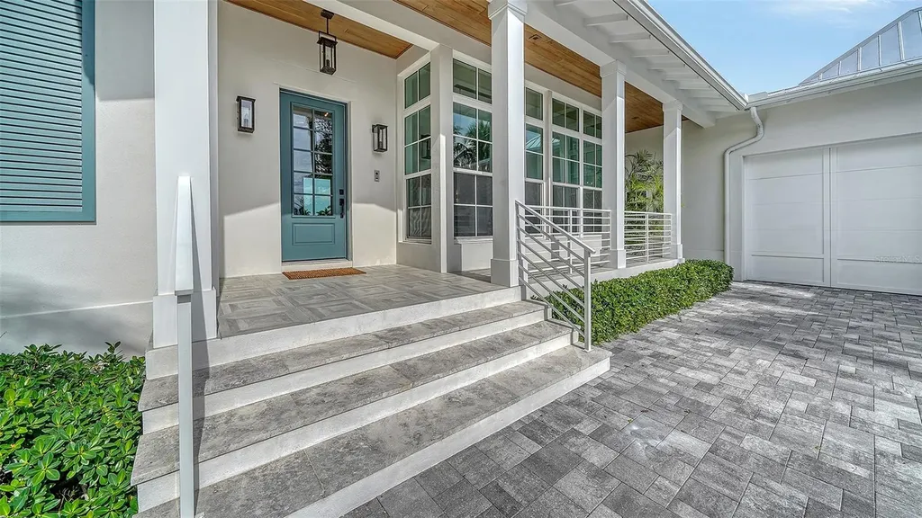 681 Old Compass Road Longboat Key FL 34228