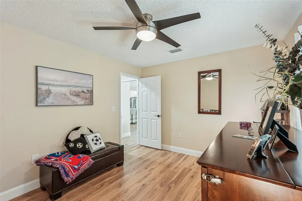 2304 Seattle Slew Drive Sarasota FL 34240