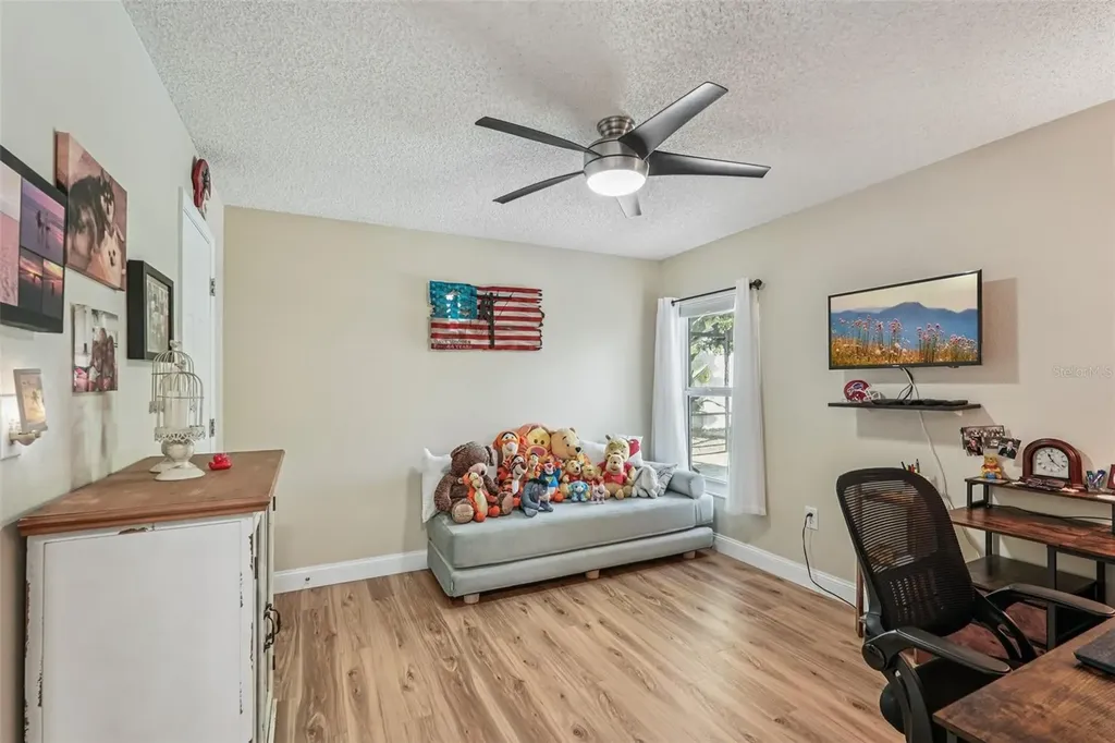 2304 Seattle Slew Drive Sarasota FL 34240