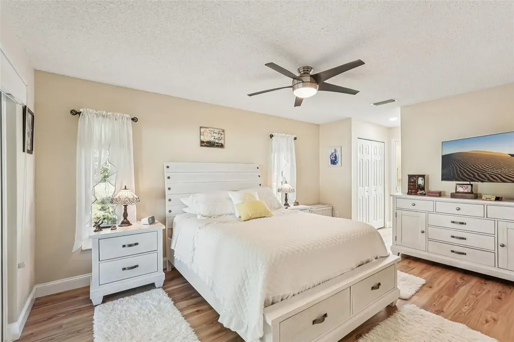 2304 Seattle Slew Drive Sarasota FL 34240