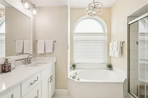 2304 Seattle Slew Drive Sarasota FL 34240