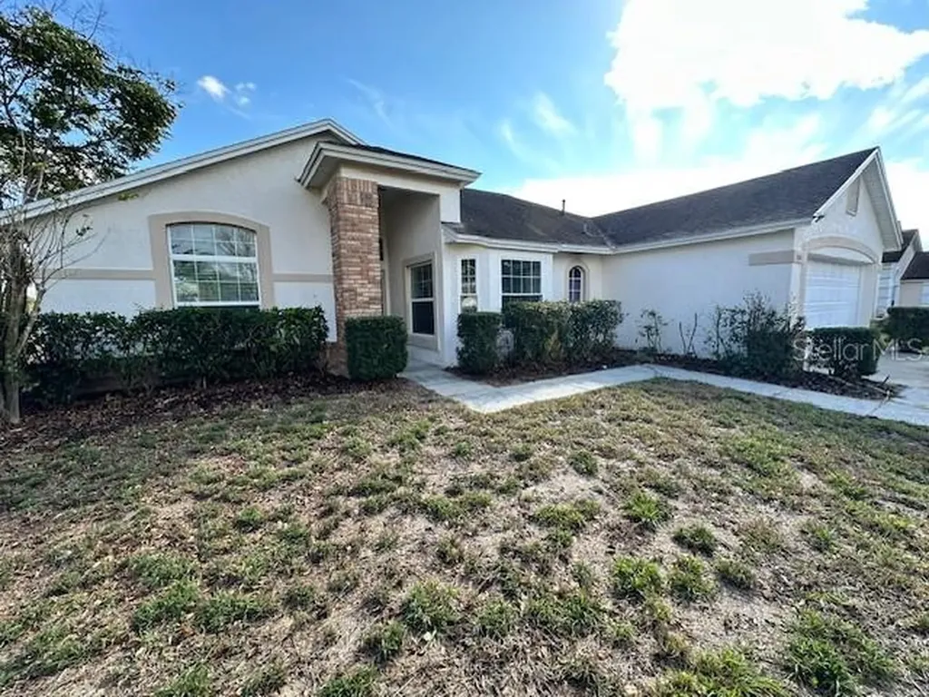 233 Via Del Sol Drive Davenport FL 33896