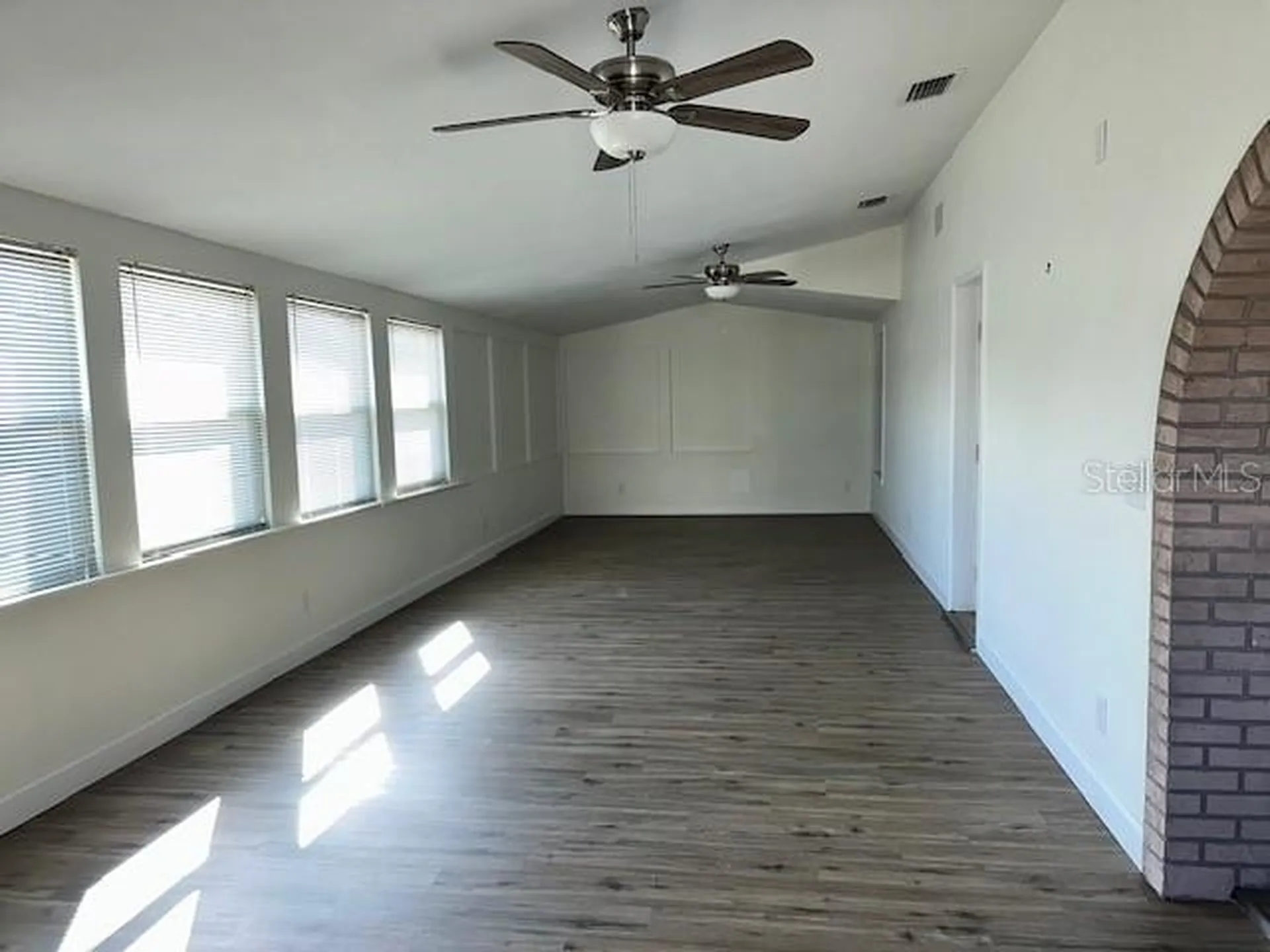 233 Via Del Sol Drive Davenport FL 33896