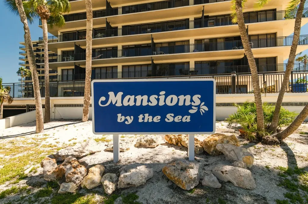 7650 Bayshore Drive Treasure Island FL 33706