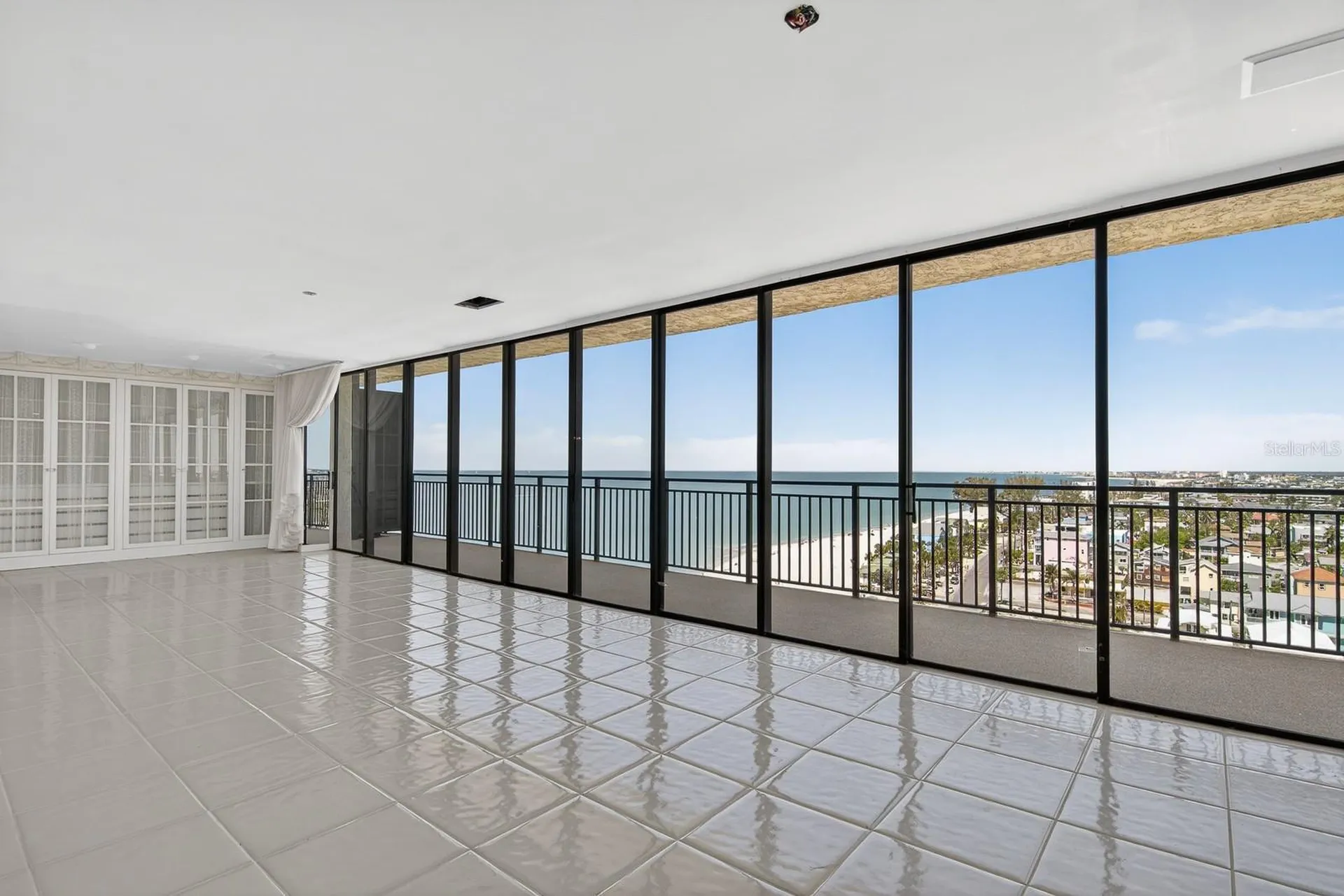 7650 Bayshore Drive Treasure Island FL 33706