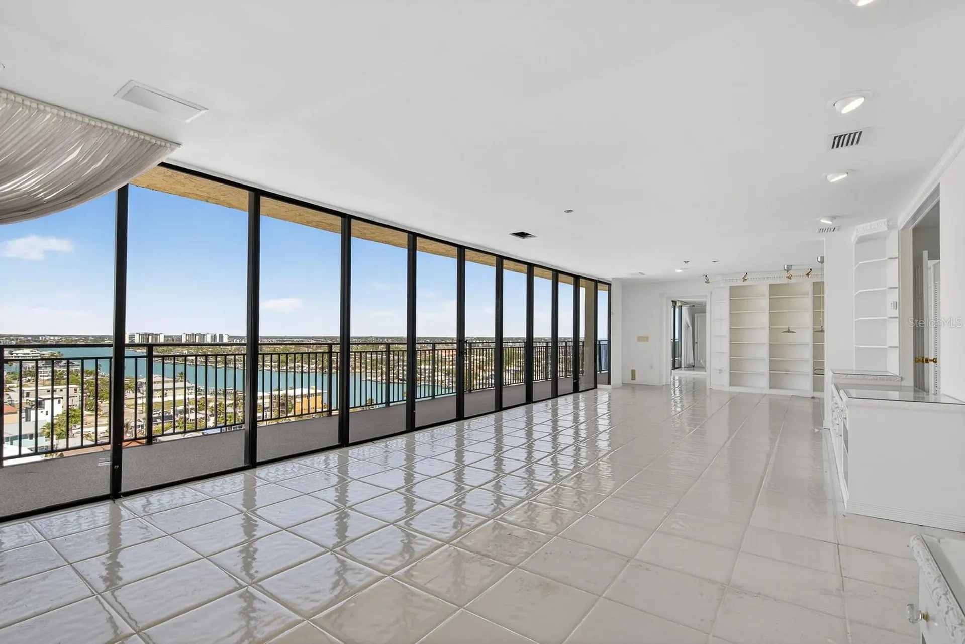 7650 Bayshore Drive Treasure Island FL 33706