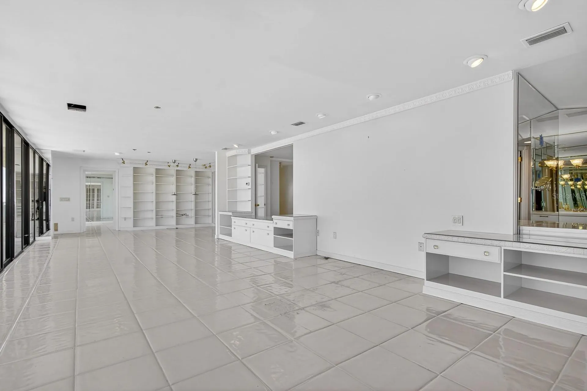 7650 Bayshore Drive Treasure Island FL 33706
