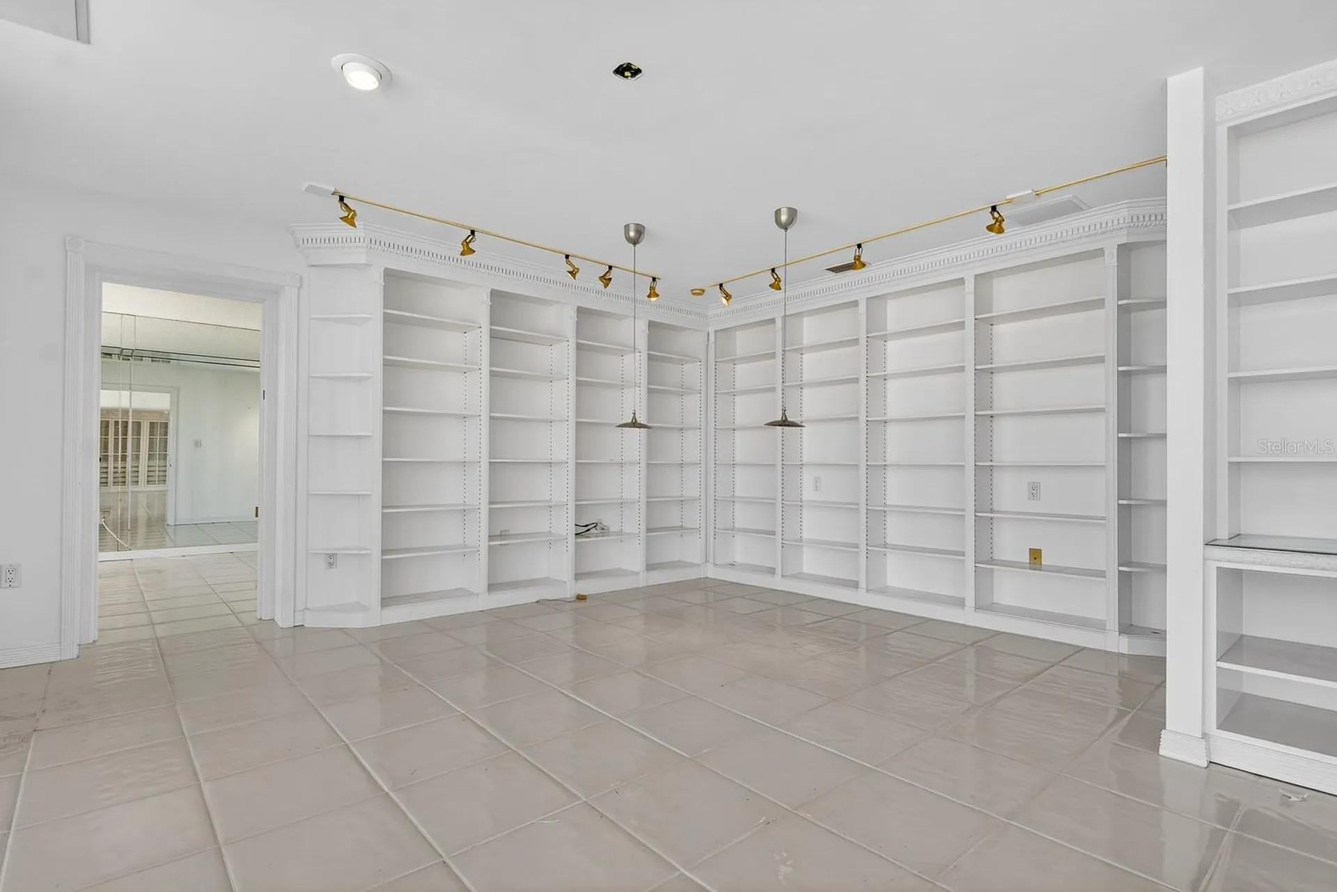 7650 Bayshore Drive Treasure Island FL 33706