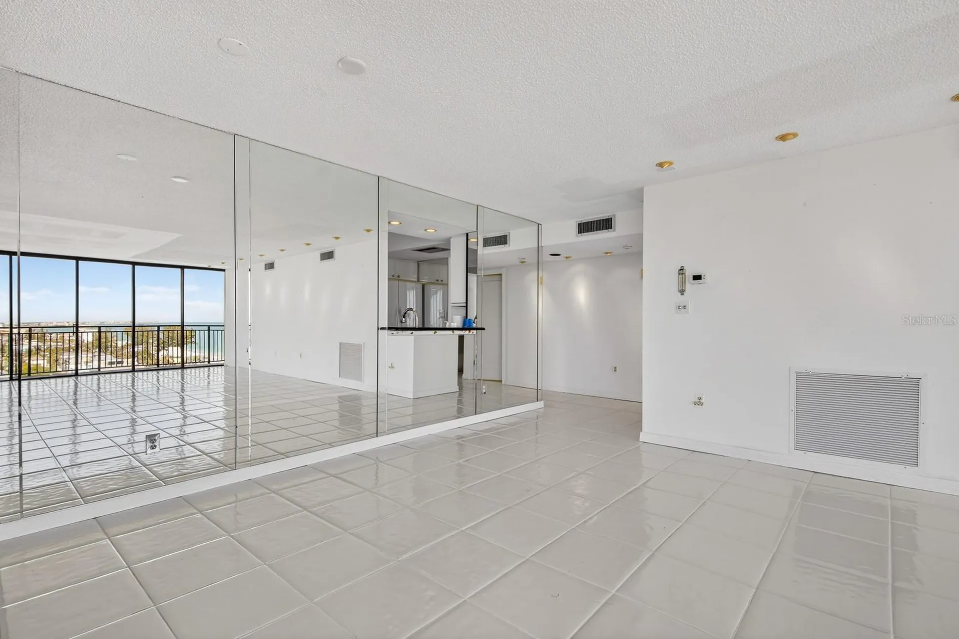 7650 Bayshore Drive Treasure Island FL 33706