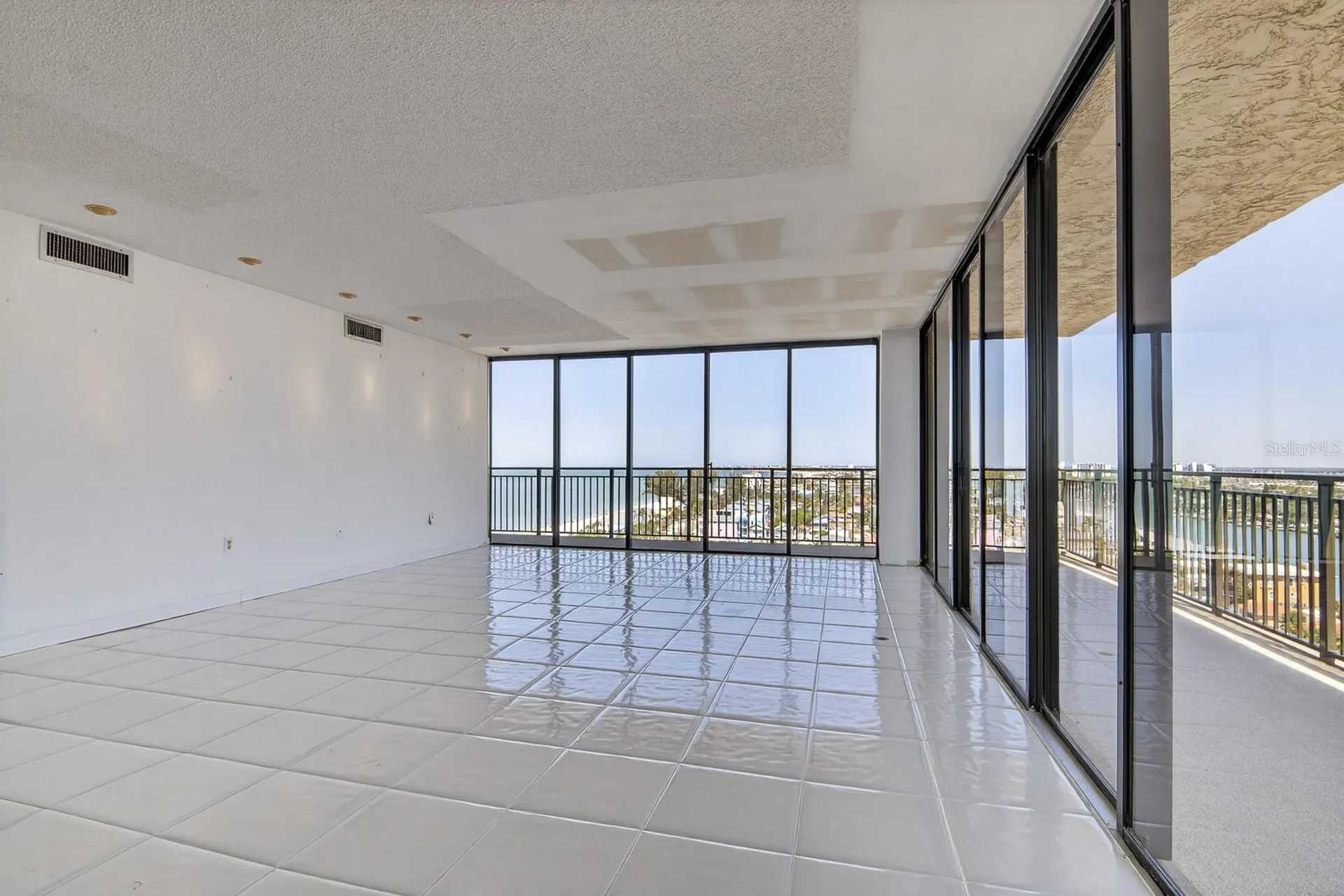 7650 Bayshore Drive Treasure Island FL 33706