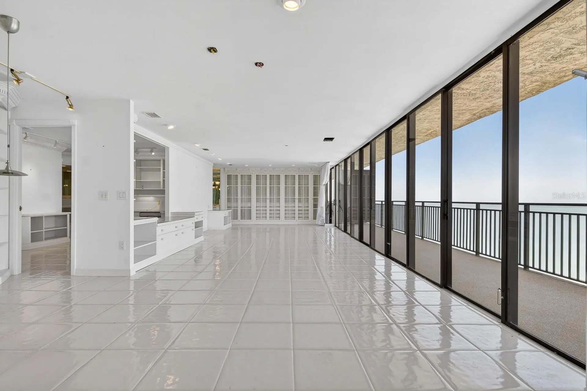 7650 Bayshore Drive Treasure Island FL 33706