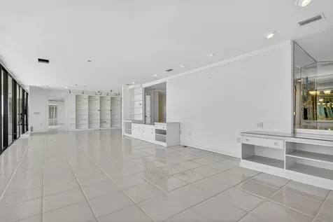 7650 Bayshore Drive Treasure Island FL 33706