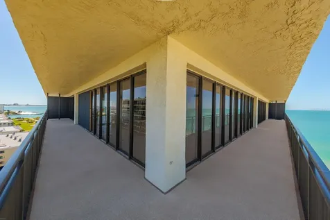 7650 Bayshore Drive Treasure Island FL 33706