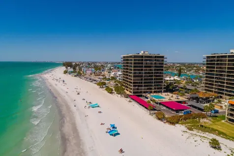 7650 Bayshore Drive Treasure Island FL 33706
