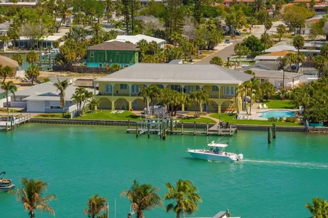 7650 Bayshore Drive Treasure Island FL 33706