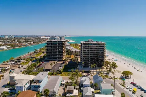 7650 Bayshore Drive Treasure Island FL 33706