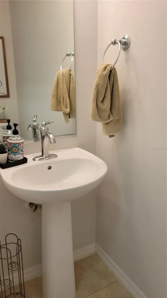 3740 82nd Avenue Circle E Sarasota FL 34243