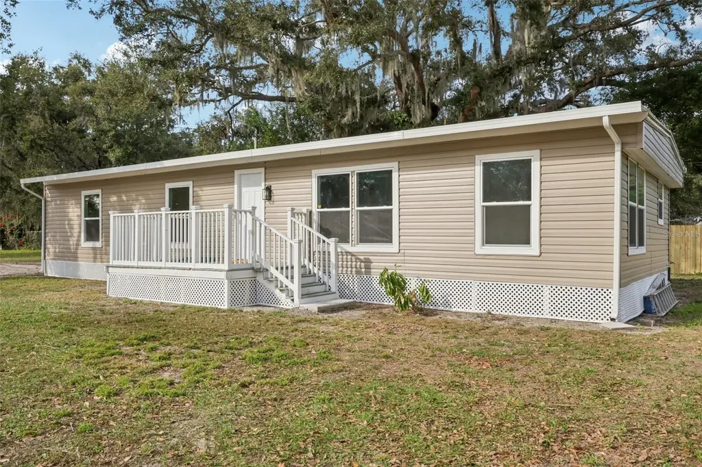 1427 Combee Lane Lakeland FL 33801