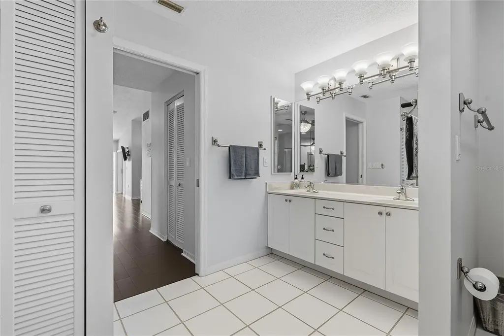 1447 Gleneagles Drive Venice FL 34292