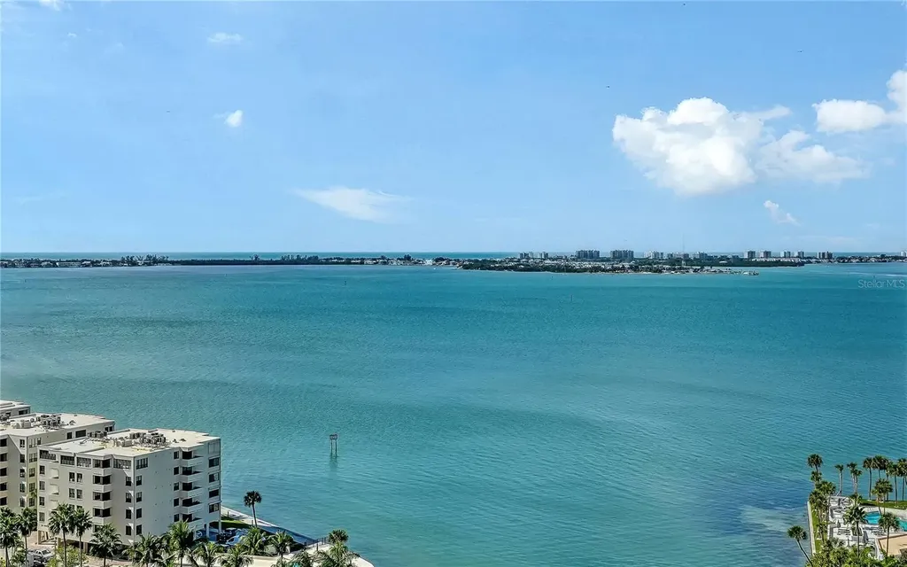 401 Quay Commons Sarasota FL 34236