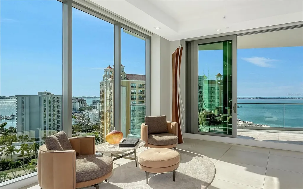 401 Quay Commons Sarasota FL 34236