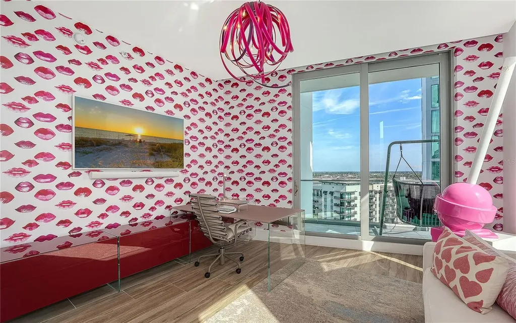 401 Quay Commons Sarasota FL 34236