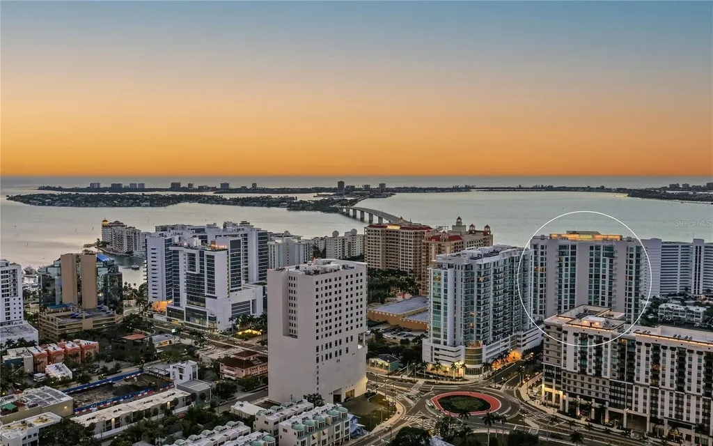 401 Quay Commons Sarasota FL 34236