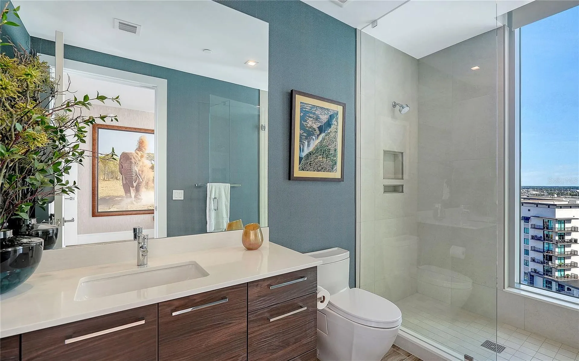 401 Quay Commons Sarasota FL 34236
