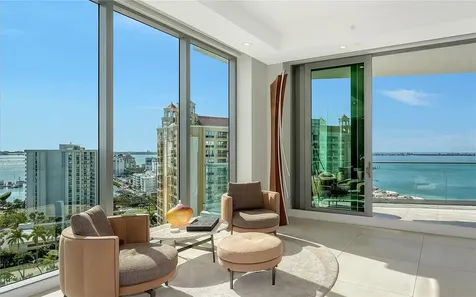 401 Quay Commons Sarasota FL 34236