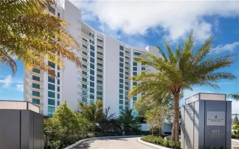 401 Quay Commons Sarasota FL 34236