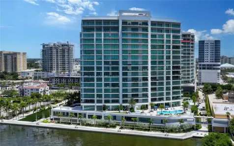 401 Quay Commons Sarasota FL 34236
