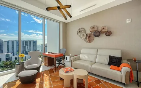 401 Quay Commons Sarasota FL 34236