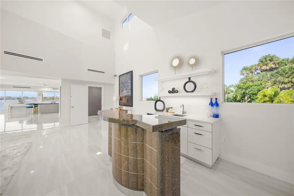 1400 Siesta Drive Sarasota FL 34239