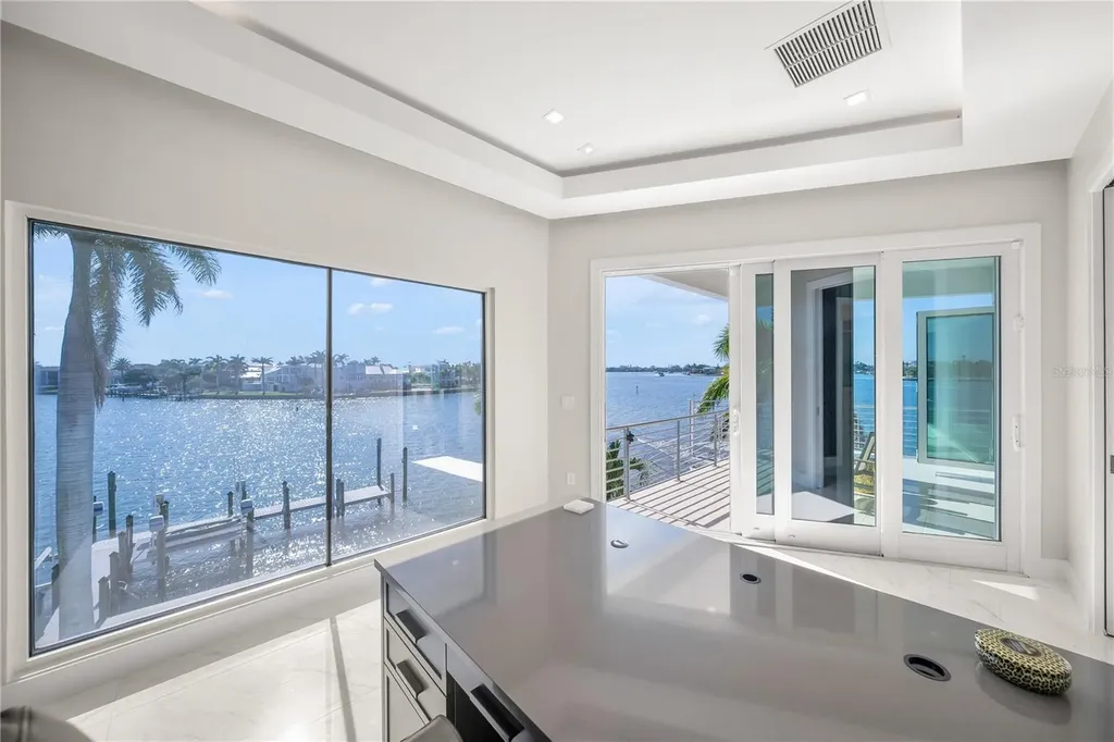1400 Siesta Drive Sarasota FL 34239