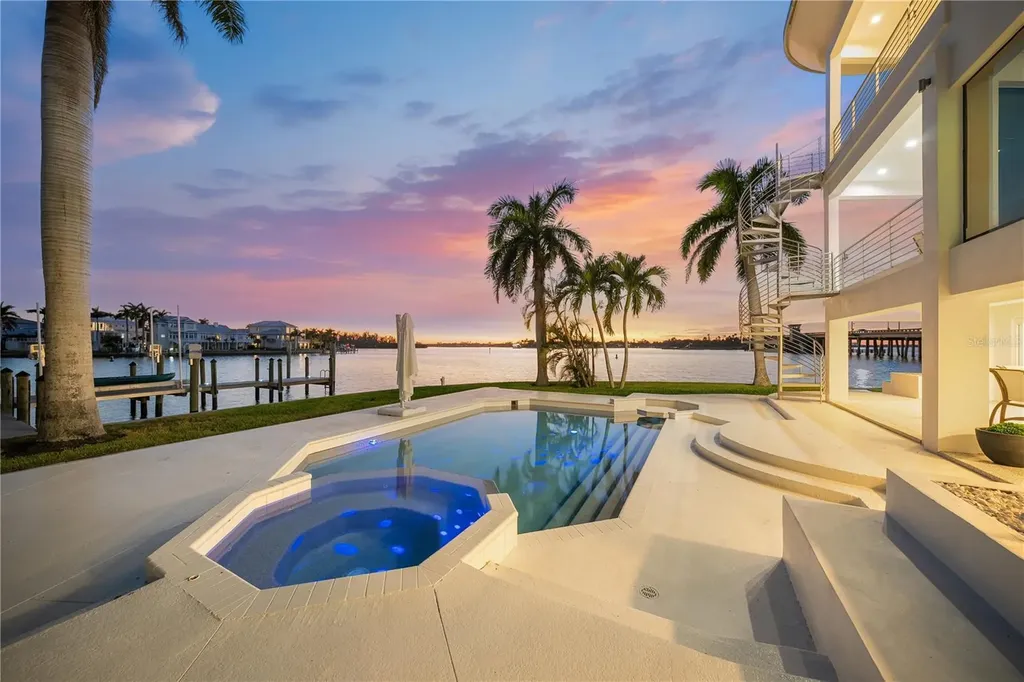 1400 Siesta Drive Sarasota FL 34239