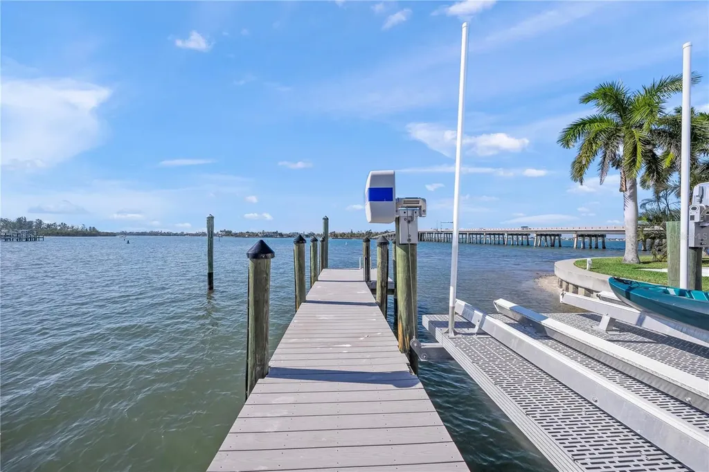 1400 Siesta Drive Sarasota FL 34239