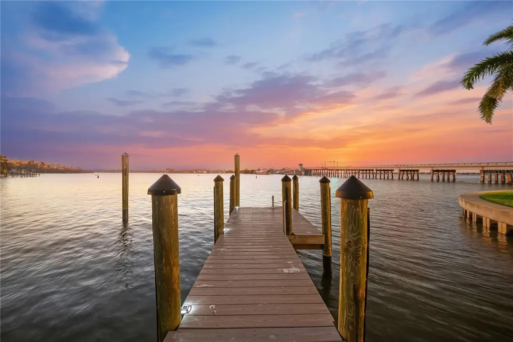 1400 Siesta Drive Sarasota FL 34239