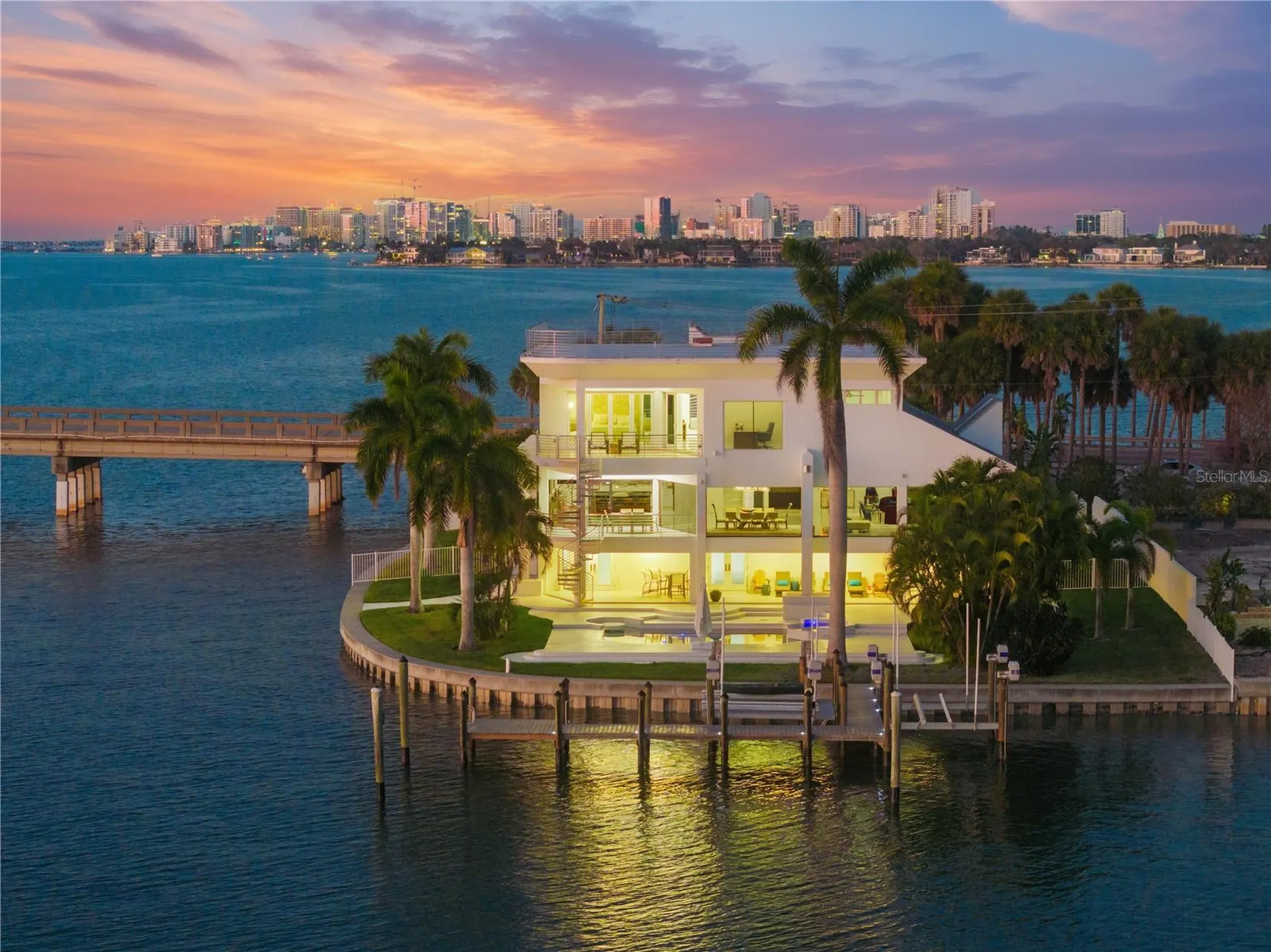 1400 Siesta Drive Sarasota FL 34239