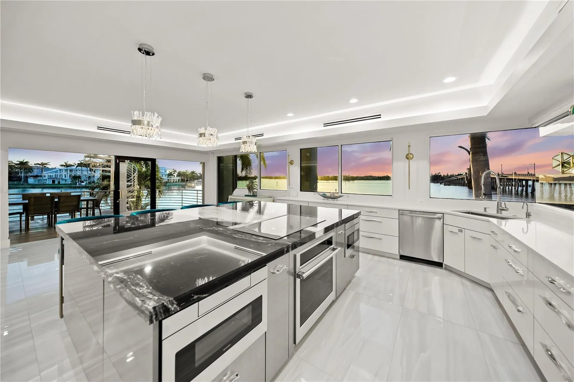 1400 Siesta Drive Sarasota FL 34239
